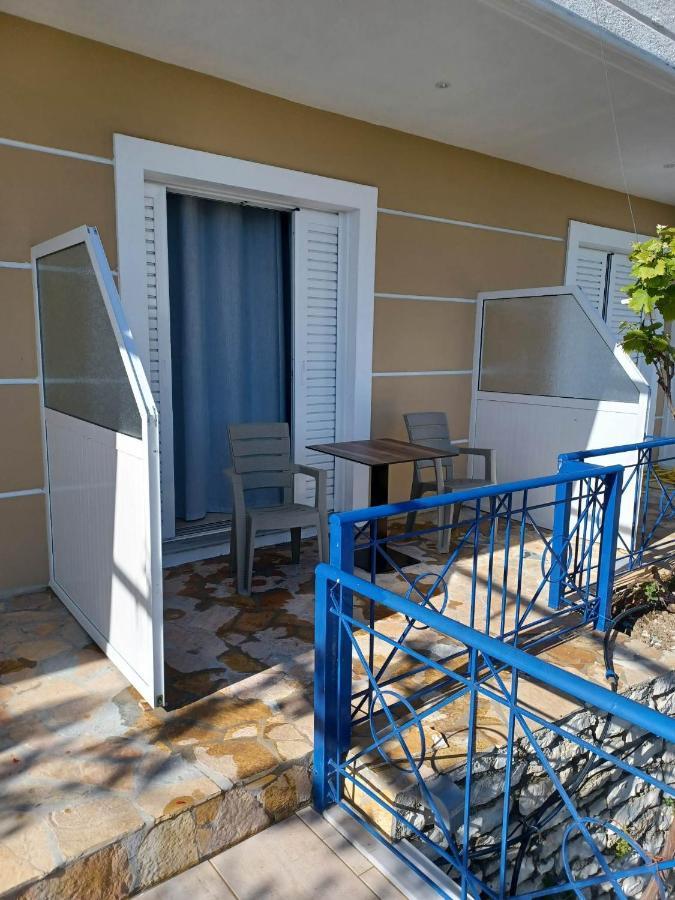 Ionian View Guest House Кепаро Екстериор снимка